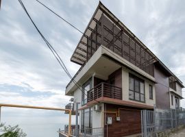 Дом в Краснодарский край, Сочи Ландышевая ул., 33 (200 м²) - . Сочи - фото 1