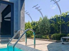 Дом в Краснодарский край, Геленджик Персиковый сад мкр, 382 (200 м²) - . Геленджик - фото 1