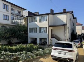 Дом в Краснодарский край, Геленджик просп. Геленджикский, 43 (130 м²) - . Геленджик - фото 0