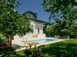 Дом в Краснодарский край, Сочи ул. Ручей Видный, 8В (170 м²) - . Сочи - фото 1