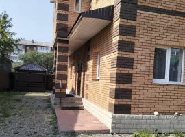 Дом в Иркутская область, Иркутск ул. Пржевальского, 155 (198 м²) - . Иркутск - фото 1