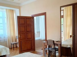Дом в Ставропольский край, Кисловодск ул. Осипенко, 19 (300 м²) - Полины Осипенко. Кисловодск - фото 13