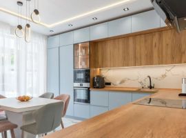 Дом в Краснодарский край, Геленджик ул. Рыбникова, 26А (240 м²) - . Геленджик - фото 2