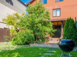 Дом в Краснодарский край, Геленджик ул. Кирова, 87А (213 м²) - Кирова (ГСК N 740 тер.). Геленджик - фото 1