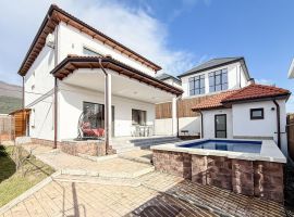 Дом в Краснодарский край, Геленджик ул. Тоцкого, 6Б (200 м²) - . Геленджик - фото 2