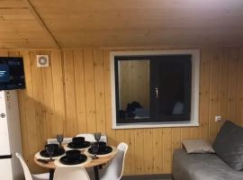 Дом в Кемеровская область, Таштагольский муниципальный округ, Шерегеш пгт ул. Весенняя, 32Б (40 м²) - . Шерегеш - фото 3