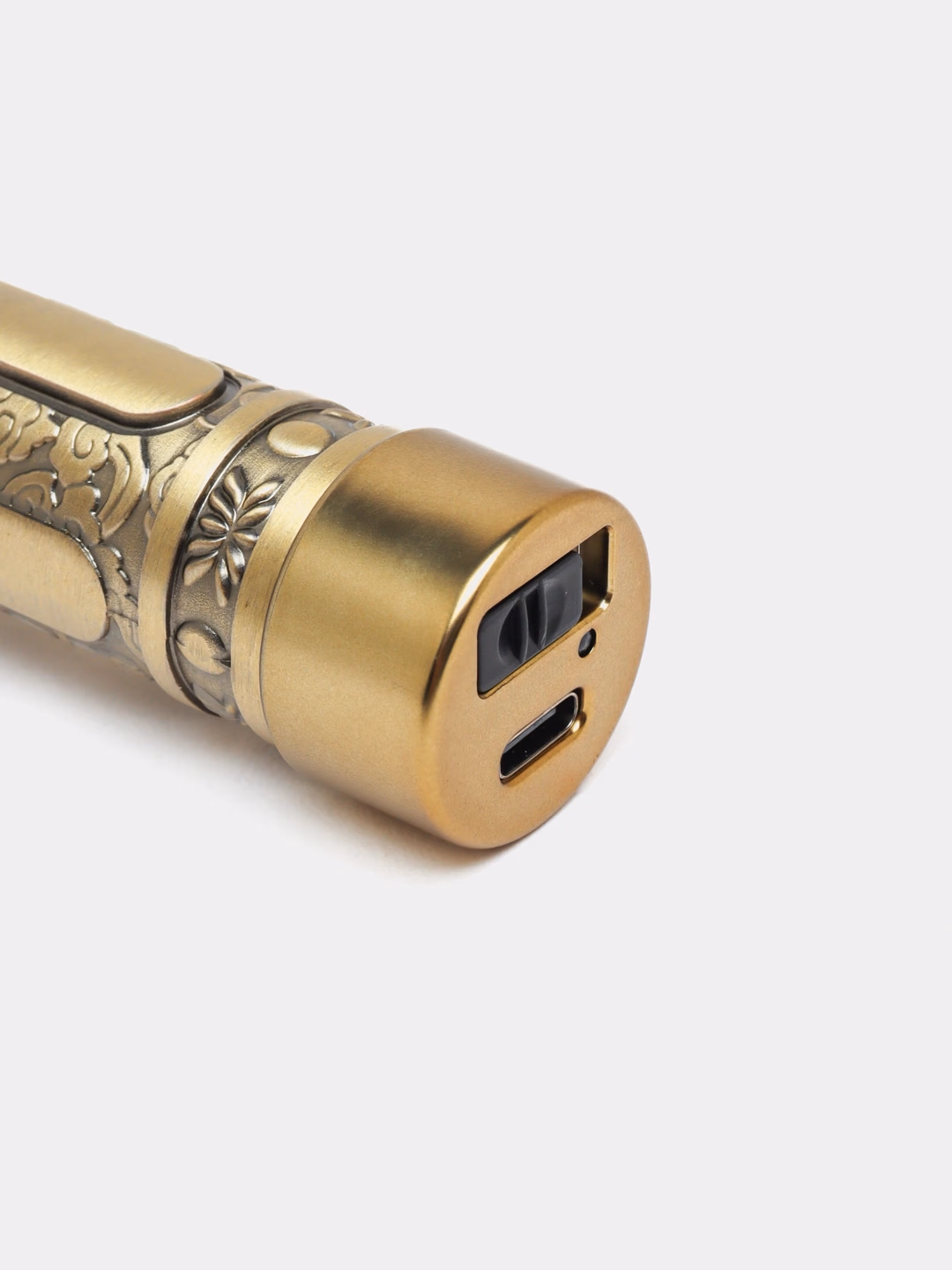 VGR V-081 Soch kesish mashinasi: Li-Ion 1500mAh, USB-C, ss po'lat pichoqlar - 3
