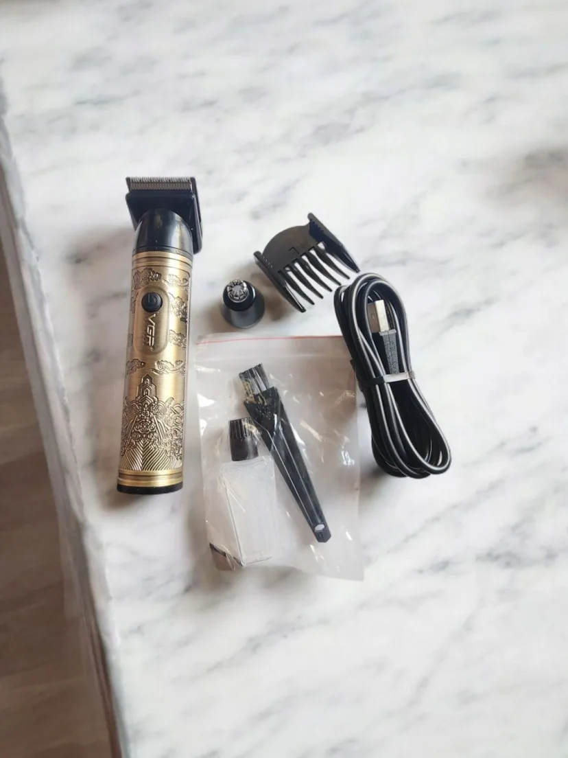 VGR V-618 Simsiz Professional Trimmer. Aqlli va aniq so'lg'ish uchun. Tez va qulay ishlatish.