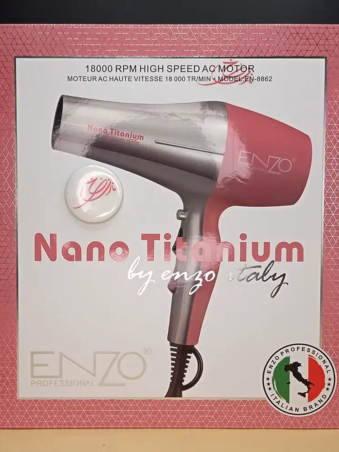 Fen uchun Fen <br/>
ENZO Professional, quritish va ushlab qolish uchun ionlashtiruvchi model. - 5