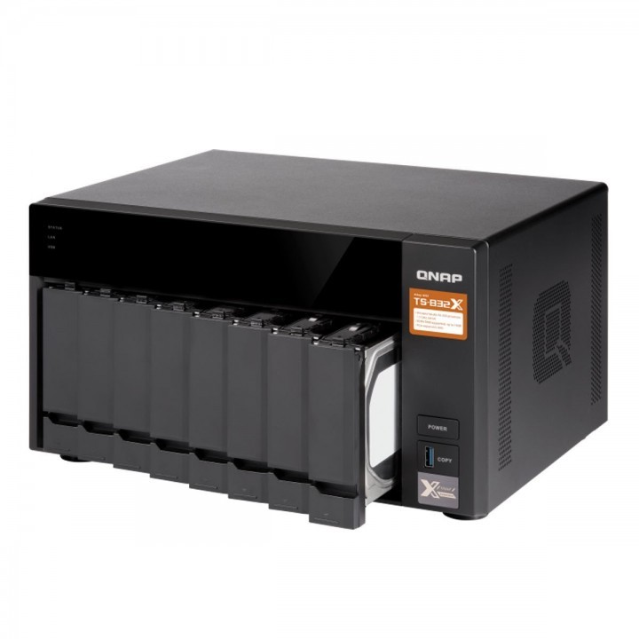 Сетевой RAID-накопитель QNAP настольное исполнение 8BAY NO HDD TS-832X-8G TS-832X-8G