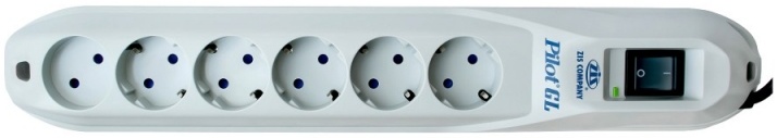 Сетевой фильтр Pilot GL 6 розеток (5 евро + 1 без заземления) 10 м/ Surge protector Pilot GL 6 outlets (5 euro + 1 without ground) 10A / 2.2kVt, 10m Pilot GL10M