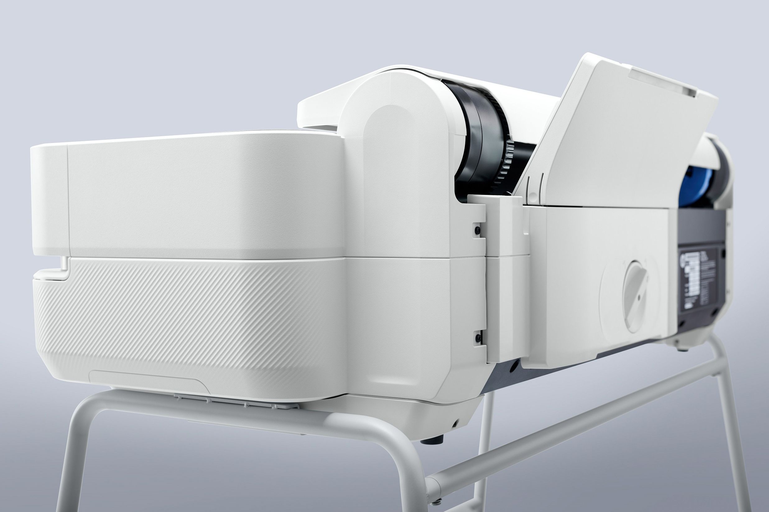 Принтер HP DesignJet Studio 24-in Printer (24" or A1,4color,2400x1200dpi,1Gb,26spp(A1),USB/GigEth/Wi-Fi,stand,mediabin,rollfeed,sheetfeed,tray50(A3/A4), autocutter,GL/2,RTL,2y warr, white) 5HB12A 5HB12A