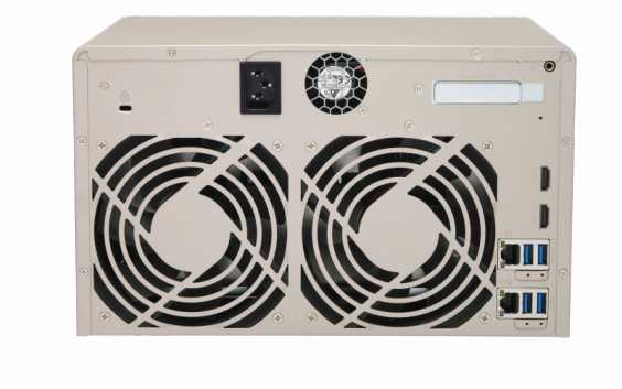 Сетевой RAID-накопитель QNAP 8 отсеков для HDD, HDMI-порт. Четырехъядерный AMD 2,4 ГГц, 4 ГБ. TVS-863-4G TVS-863-4G