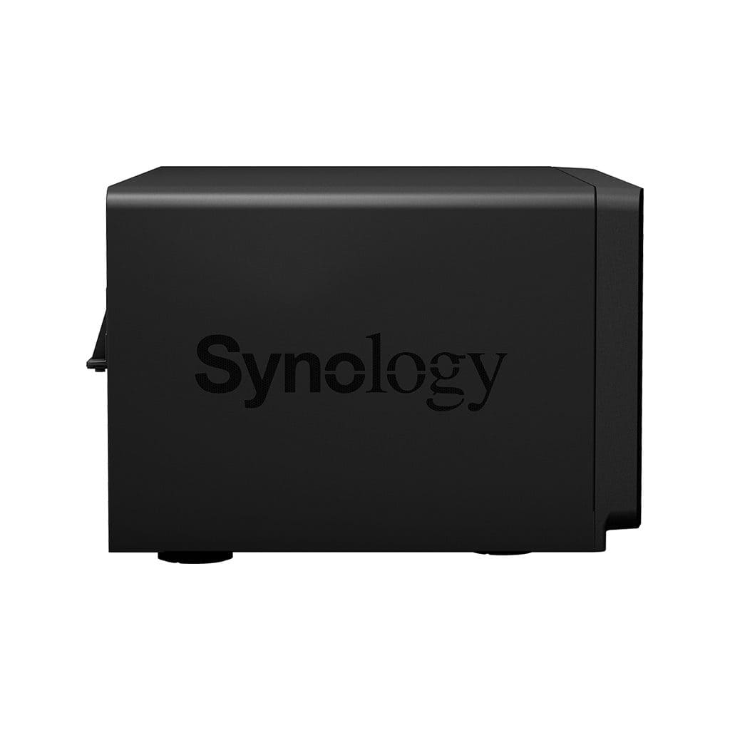 СХД Synology DS1821+ QC2,2GhzCPU/4GbDDR4(upto32)/RAID0,1,10,5,6/upto 8hot plug HDD SATA(3,5' or 2,5')(upto18 with 2xDX517)+ 2 M2 slots/4xUSB3.2/2eSATA/4GigE(+1Expslot)/iSCSI/2xIPcam(upto40)/1xPS/3YW DS1821+ DS1821+