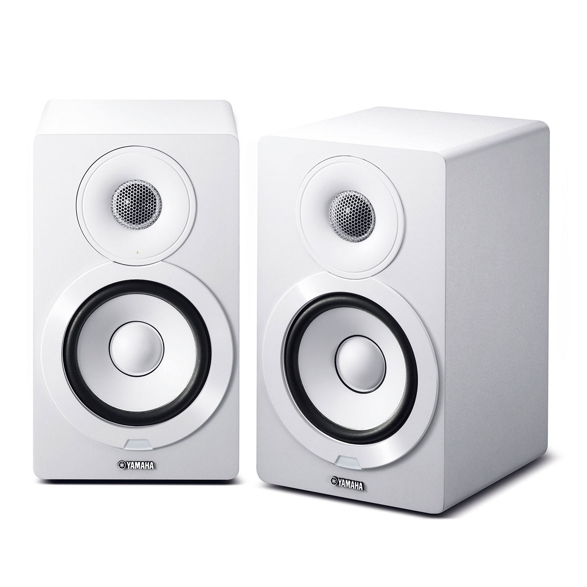 Акустическая система Yamaha HS7 W //E студийного мониторинга ближней зоны активная 2-полосная, Частотный диапазон 55Гц - 24кГц, 95-ваттный усилитель мощности с раздельным усилением: 60 Ватт НЧ, 35 Ватт ВЧ, XLR + TRS, цвет белый ZH63230 ZH63230