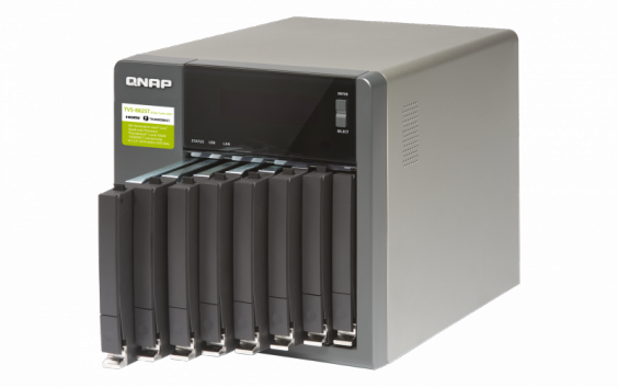 Сетевой RAID-накопитель QNAP 8x2,5", HDMI, 2x10 GbE BASE-T, 2 порта Thunderbolt 2, 2 порта USB 3.1. Intel Core i5-6442EQ 1,9 ГГц, 8 ГБ TVS-882ST2-i5-8G TVS-882ST2-i5-8G