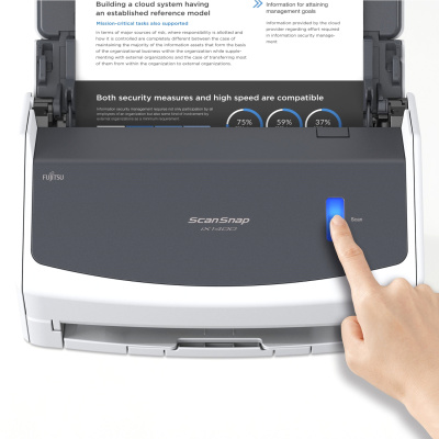 Сканер Fujitsu  ScanSnap iX100 черный, Максимальный формат: A4; Тип сенсора: CIS; Аппаратное разрешение: 600x600 dpi; Оптическое разрешение: 600x600 dpi; Скорость сканирования: 5,2 секунд на страницу; Интерфейс подключения к ПК: USB2.0 (совместим с U PA03820-B001
