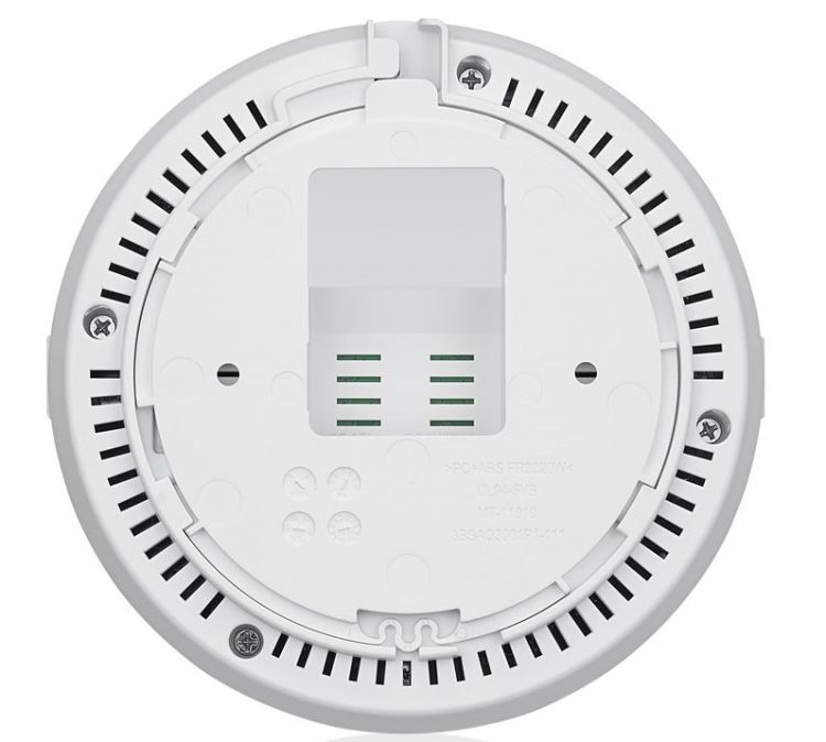 Точка доступа ZYXEL Nebula NAP102 с управлением в облаке, 802.11a/b/g/n/ac (2,4 и 5 ГГц), до 300+866 Мбит/сек, 1xLAN GE, NAP102-ZZ0101F NAP102-ZZ0101F