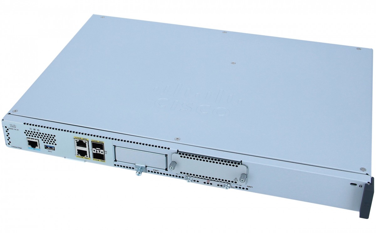 Маршрутизатор Cisco Catalyst C8200-1N-4T Router  C8200-1N-4T C8200-1N-4T