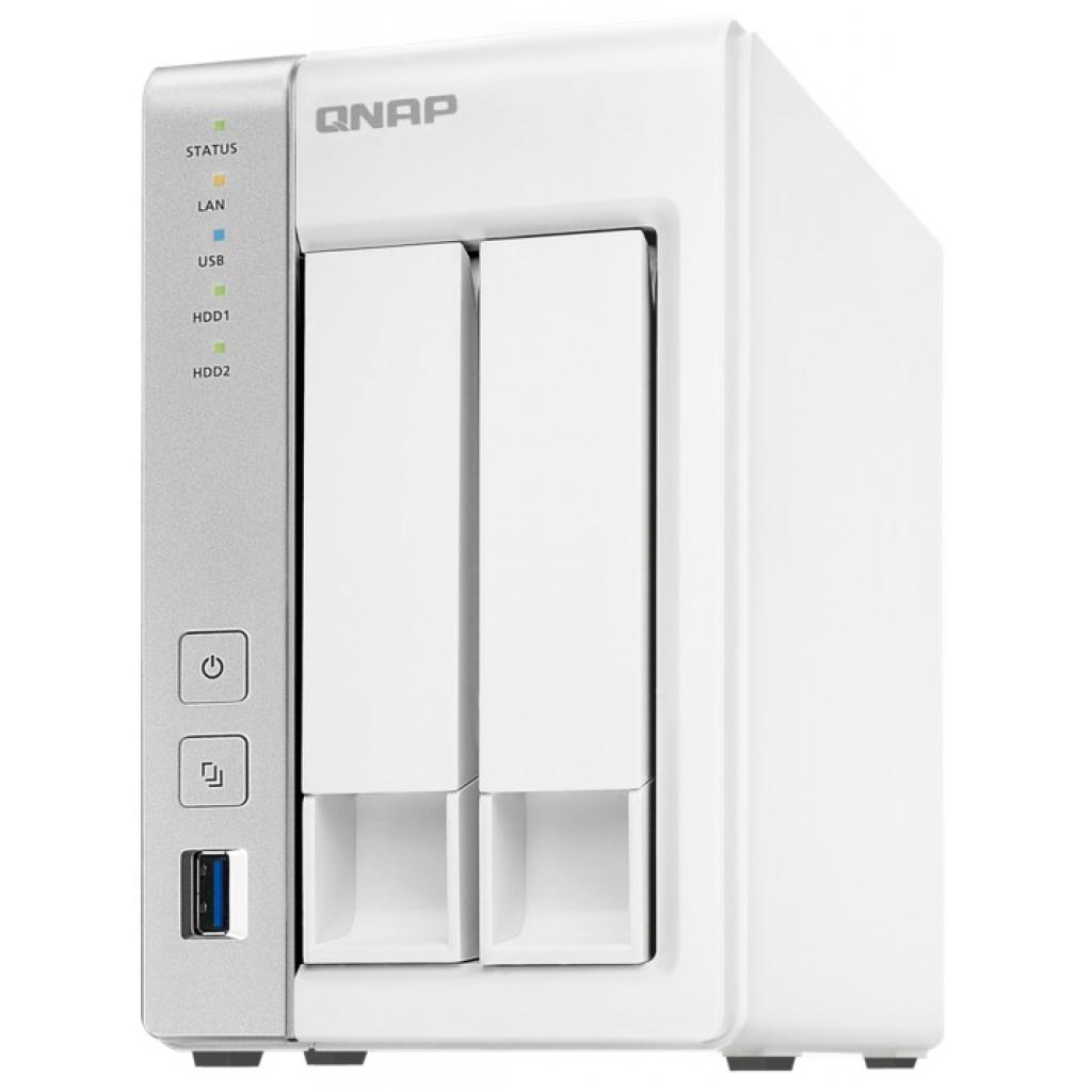 Сетевой накопитель QNAP с двумя отсеками для жестких дисков. Двухъядерный ARM Cortex A15 и один Гб оперативной памяти D2 D2