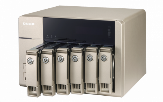 Сетевой RAID-накопитель QNAP 6 отсеков для HDD, HDMI-порт. Четырехъядерный AMD 2,4 ГГц, 8ГБ. TVS-663-8G TVS-663-8G