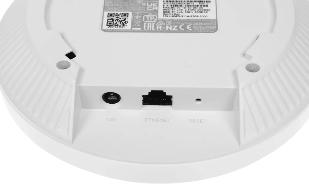 Точка доступа TP-Link EAP613 AX1800 потолочная Wi-Fi 6, 1 гиг. порт RJ45, до 574 Мбит/с на 2,4 ГГц + до 1201 Мбит/с на 5 ГГц, PoE 802.3at, 2 встр.антенны, MU-MIMO, БП нет в комплекте EAP613 EAP613