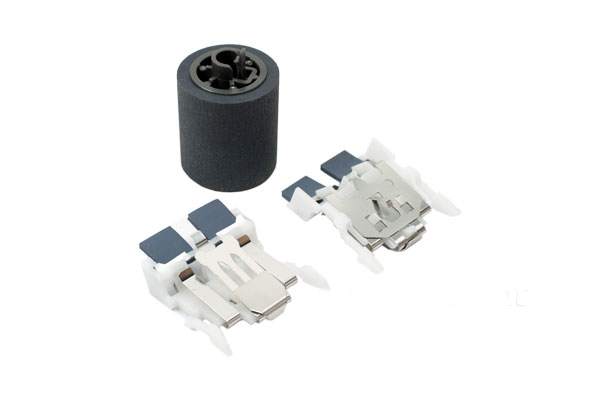 Комплект для техобслуживания Fujitsu CON-3586-013A Consumable Kit for ScanSnap S1500/1500M/fi-6110 and N1800 (1 x Pick Roller (PA03586-0001); 2 x Pad Assy (PA03586-0002); total max. lifetime 100.000 documents CON-3586-013A CON-3586-013A