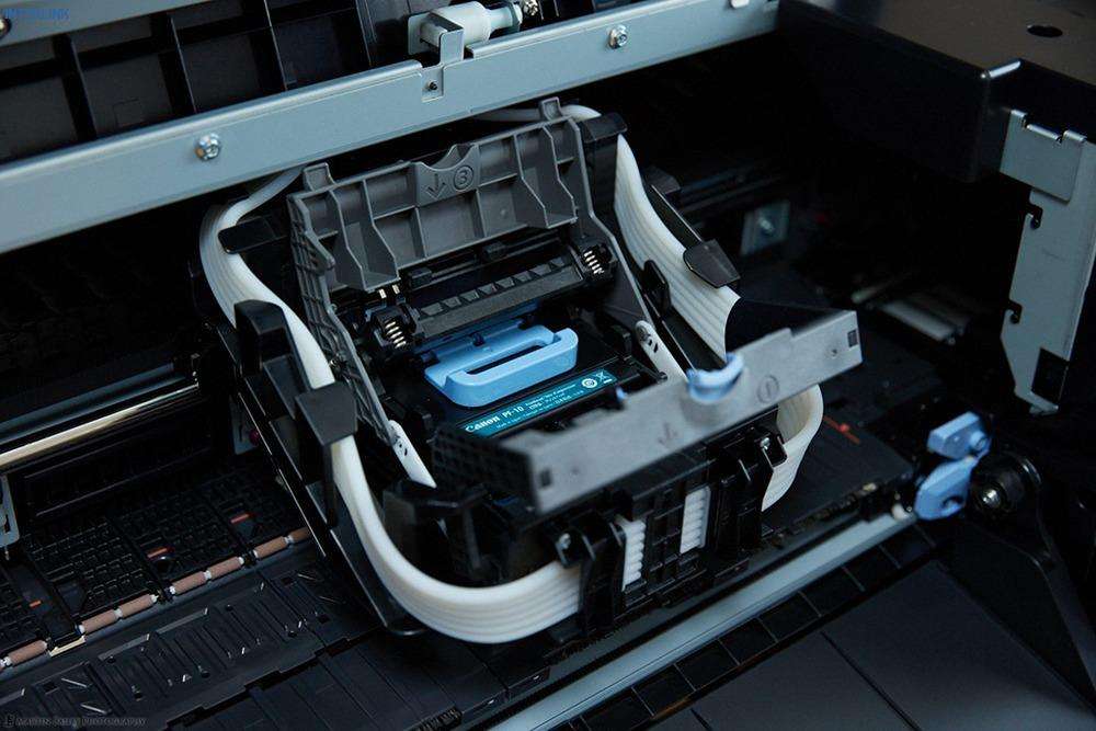 Плоттер Canon iPF PRO-4000S (8 цветов, чернильницы до 700 мл, 3Gb, опция: второй рулон/подмотчик, жесткий диск 320 Gb, WiFi) 1123C003 1123C003