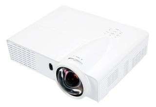 Проектор InFocus INV30 (3D Ready), DLP, 3000 ANSI Lm, XGA, 17000:1, 0.63:1-Короткофокусный проектор, 6500ч.в стандартном режиме, HDMI 1.4, Composite video, VGA x2, RJ-45 (Ethernet), 3.5mm audio input x2,1x5W INV30 INV30