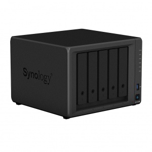 Сетевой накопитель Synology QC1.5 CPU/8 GB DDR3L/RAID 0,1,5,6,10/up to 5 hoy plug HDD/SSD SATA (up to 10 with 1xDX517)/2xU DS1019+ DS1019+