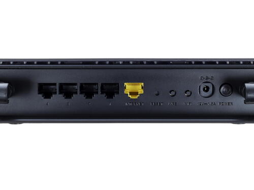 Маршрутизатор D-Link Wireless AC1900 3x3 MU-MIMO Dual-band Gigabit Router with 1 10/100/1000Base-T WAN port, 4 10/100/1000Base-T LAN ports DIR-878/RU/A1A DIR-878/RU/A1A