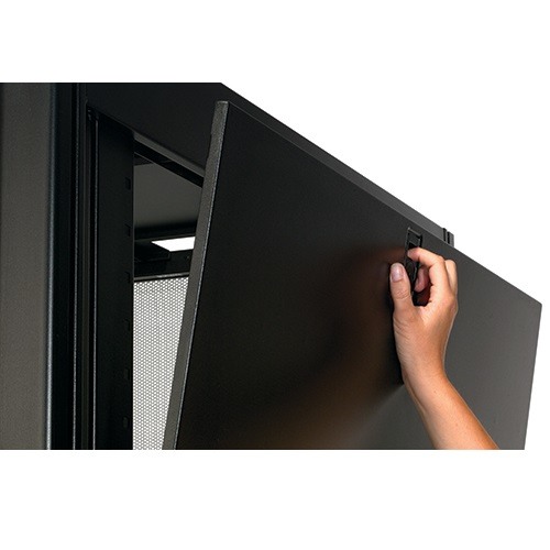 Шкаф APC телекоммуникационный NetShelter SX 42U 750mm Wide x 1070mm Deep Enclosure AR3150 AR3150