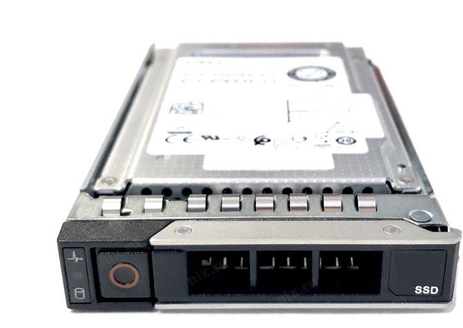 Накопитель SSD Dell 960GB SFF 2.5" SSD Read Intensive SAS 12Gbps 512e Hot-plug drive for G14/G15 345-BBYU 345-BBYU