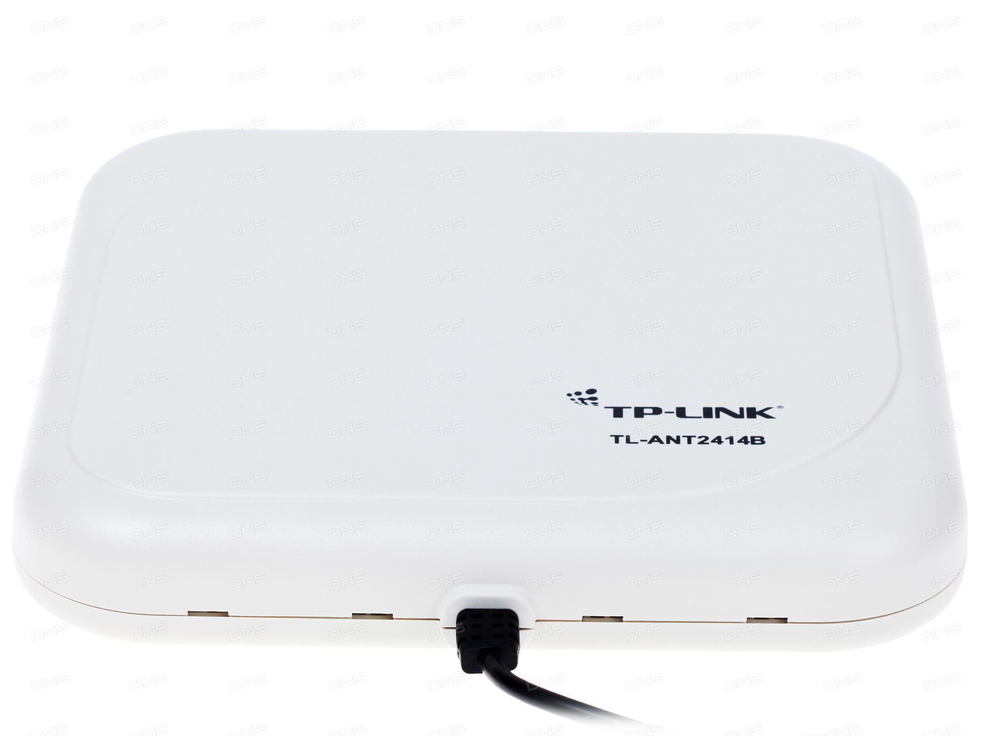 Антенна TP-Link 2,4ГГц внешняя направленная 14 дБи панельная, кабель длиной 1 м, разъём типа N TL-ANT2414B TL-ANT2414B