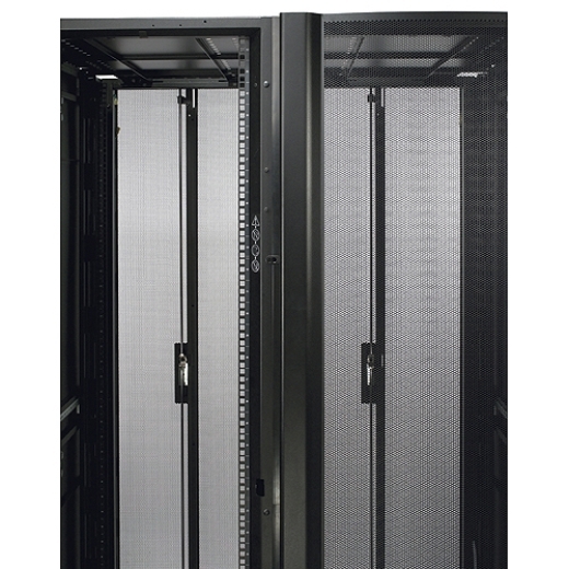 Комплект APC для отделки стыков соединенных шкафов NetShelter SX высотой 42U/48U черный AR7600 AR7600
