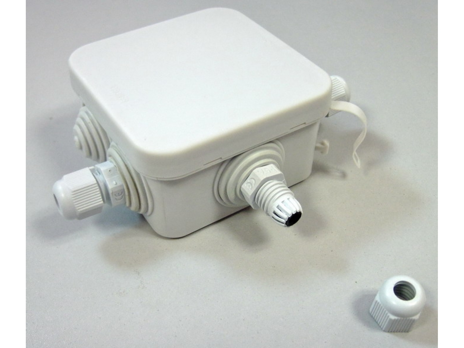 Грозозащита Info-Sys  Ethernet 100M с заземлением, PoE РГ4РоЕ IP54 РГ4РоЕ IP54 #1