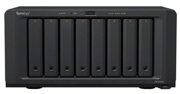 Сетевое хранилище Synology  QC 3,35GhzCPU/8Gb(32)/RAID0,1,10,5,6/upto 8HP HDD SATA(3.5', 2.5') DS1823xs+ DS1823xs+
