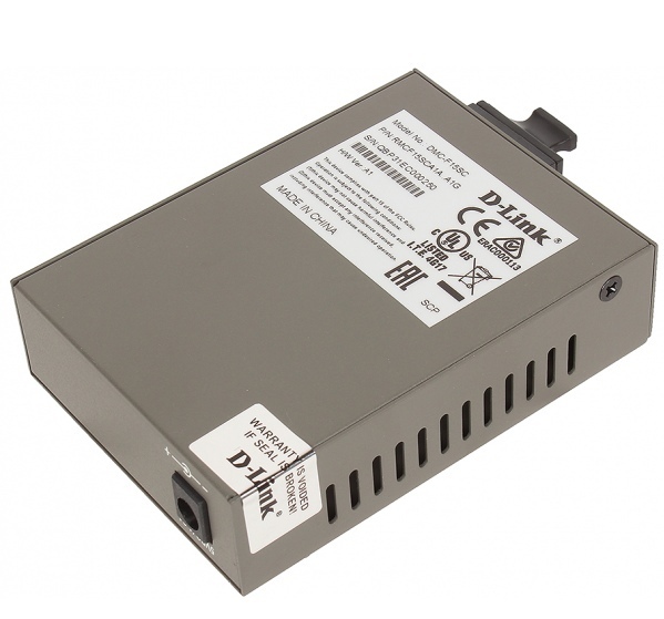 Медиаконвертер D-Link DMC-F15SC, 1000BASE-TX по витой паре в 100BASE-FX по одномодовому волокну (15 DMC-F15SC
