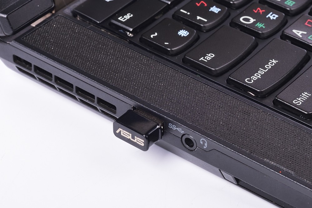 Адаптер Asus USB-AC53 // WI-FI 802.11ac, 300 + 867 Mbps USB Adapter ; 90IG03P0-BM0R10 USB-AC53 Nano USB-AC53 Nano