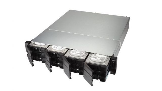 Сетевой RAID-накопитель QNAP 12xHDD, 2x10 GbE SFP+, 2 слота M.2 SSD, 19", 2 блока питания. AMD RX-421ND 2,1 ГГц (до 3,4 ГГц ), 64 ГБ TS-1273U-RP-64G TS-1273U-RP-64G