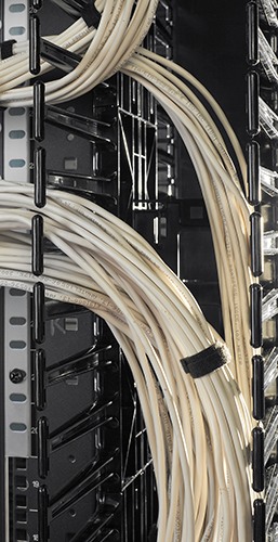 Кабельный органайзер APC Valueline, Vertical Cable Manager for 2 & 4 Post Racks, 84"H X 6"W, Double-Sided with Doors AR8725 AR8725