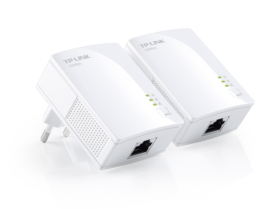 Адаптер TP-Link AV200 Nano 200 Мбит/с по Powerline, 100 Мбит/с Ethernet, HomePlug AV, 2 устройства в комплекте TL-PA2010KIT TL-PA2010KIT