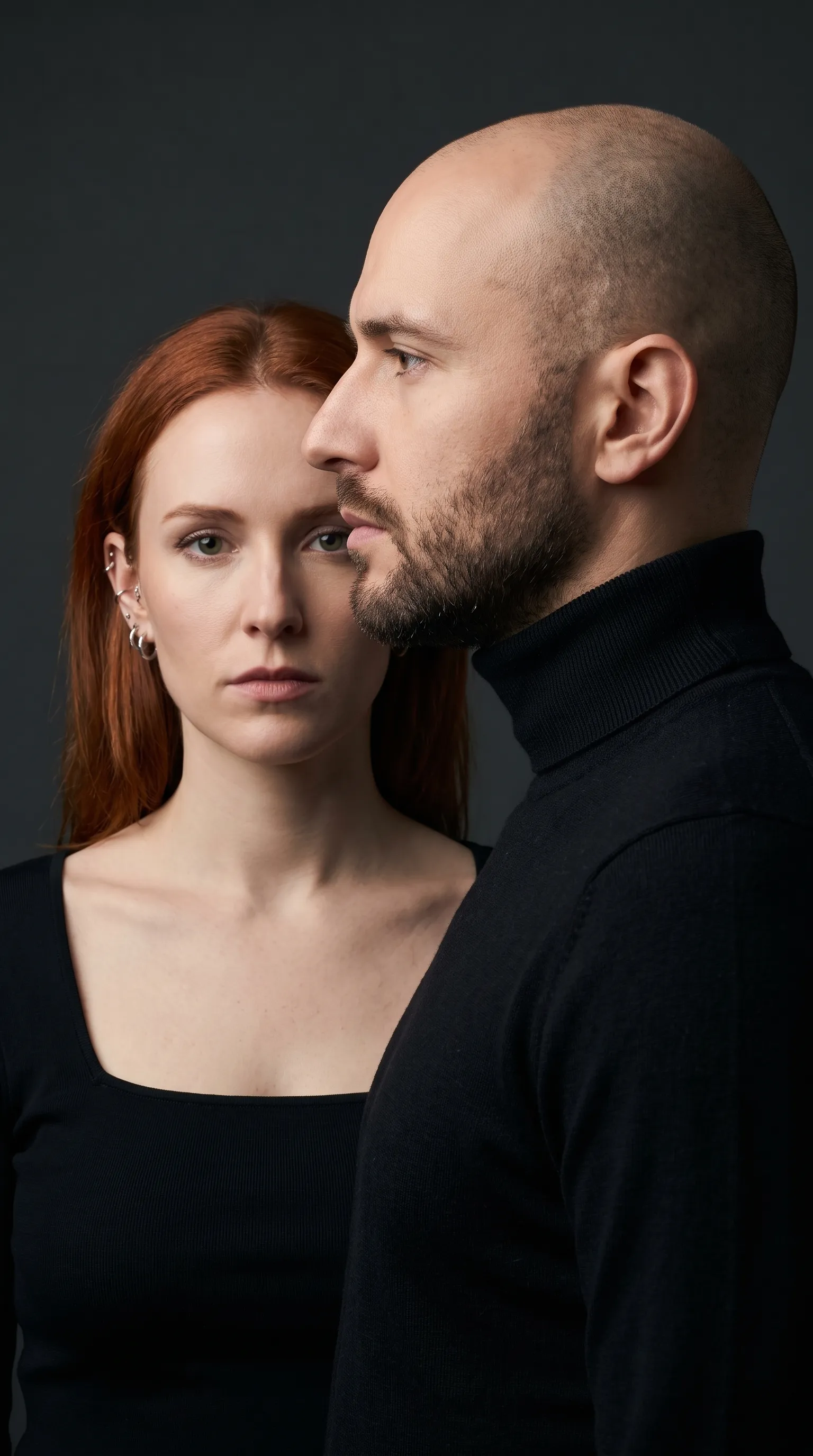 парная AI-фотосессия «Minimalist Intimate Overlap Portrait»