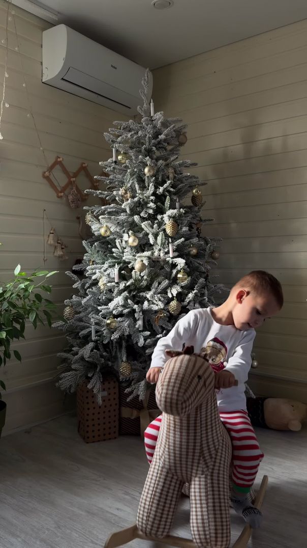 20D0E5D7-7577-4035-8743-41CC46455BBA