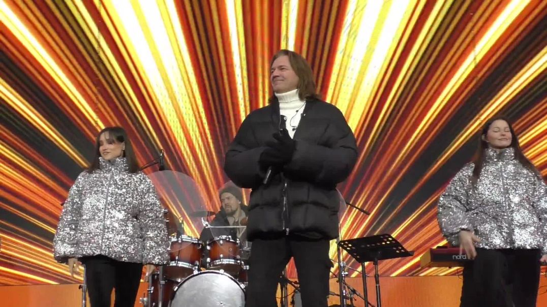 ⁣Дмитрий Маликов - С чистого листа (Лужники_День Московского спорта в стиле ретро_28