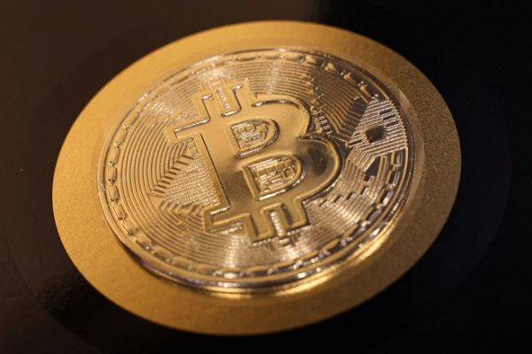 ISTOKS:Рынок криптовалют замер в ожидании: Bitcoin торгуется у $67 тыс. на фоне геополитической напряженности....