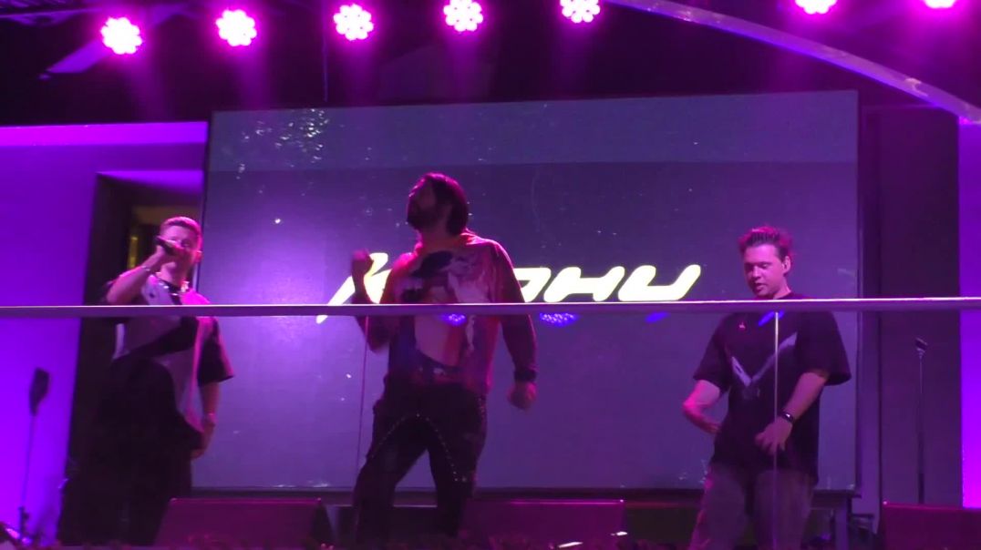 ⁣Корни - Хочешь я тебе спою (Живой концерт в Eat Arena!_14