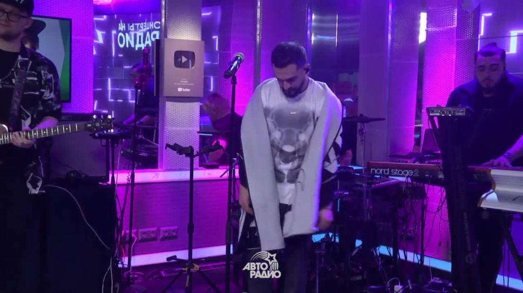 ⁣Jony - Титры (LIVE @ Авторадио)
