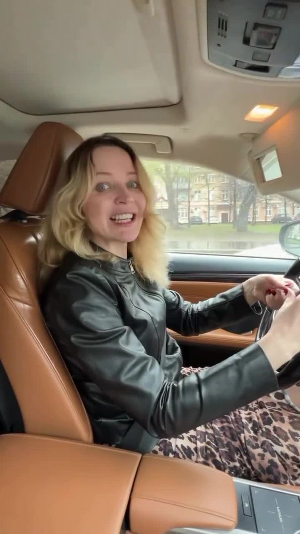 Хочешь со мной 🙂 ставь +