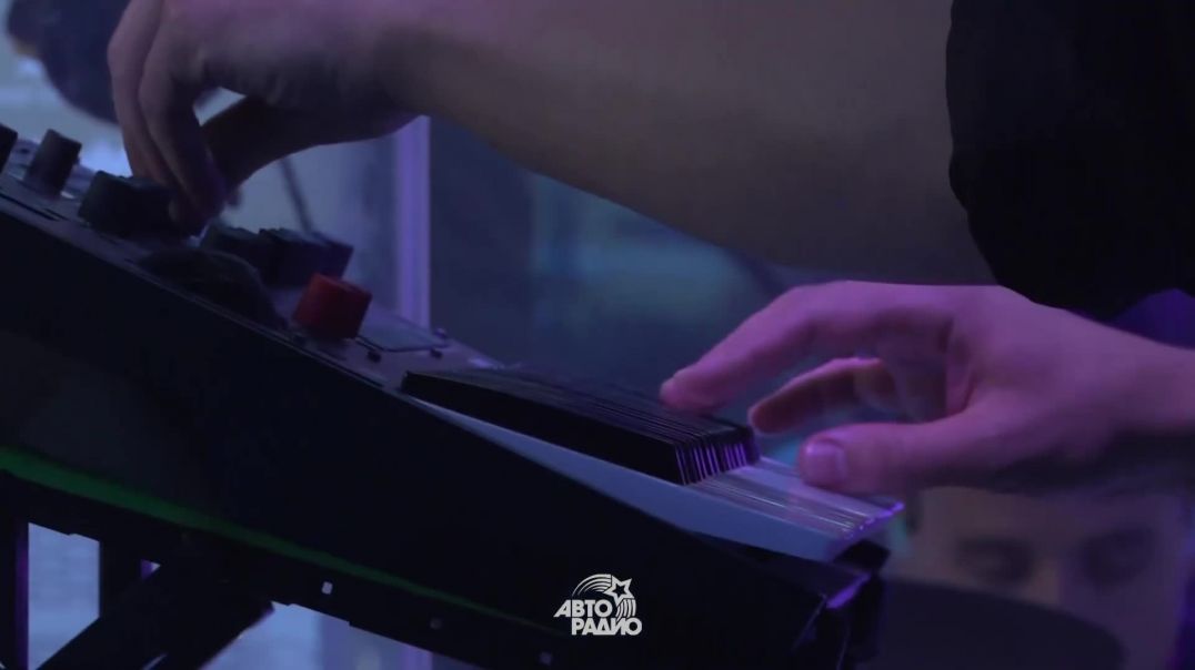 ANNA ASTI - Топит (LIVE @ Авторадио)